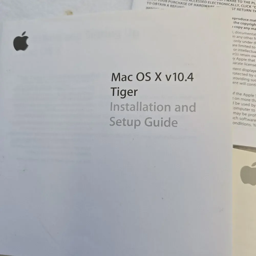 Boxed Apple Mac OS X 10.4 Tiger